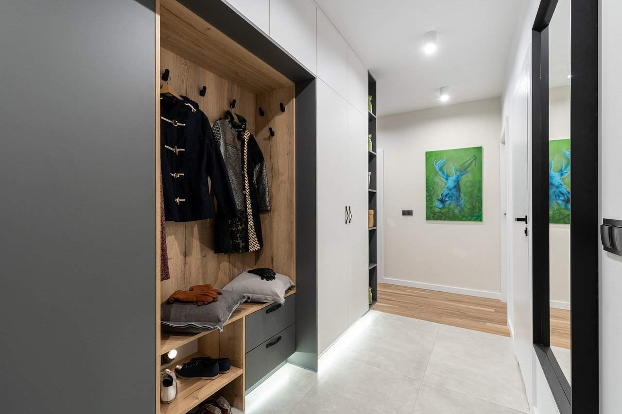 Closet for the hallway – which one to choose?