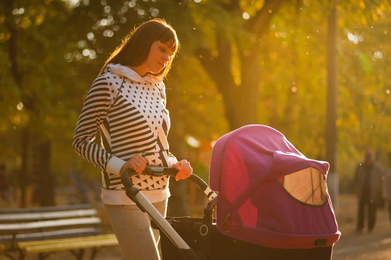 Stroller for the city and on vacation – how to choose?