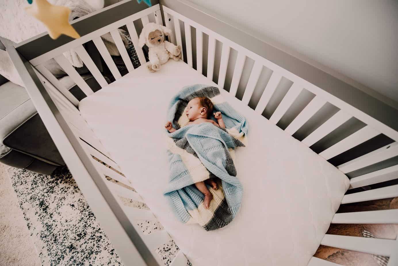 How to teach an infant to sleep in a crib?