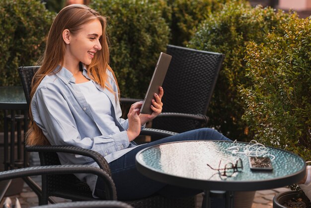 Exploring the benefits of backyard office spaces for remote work